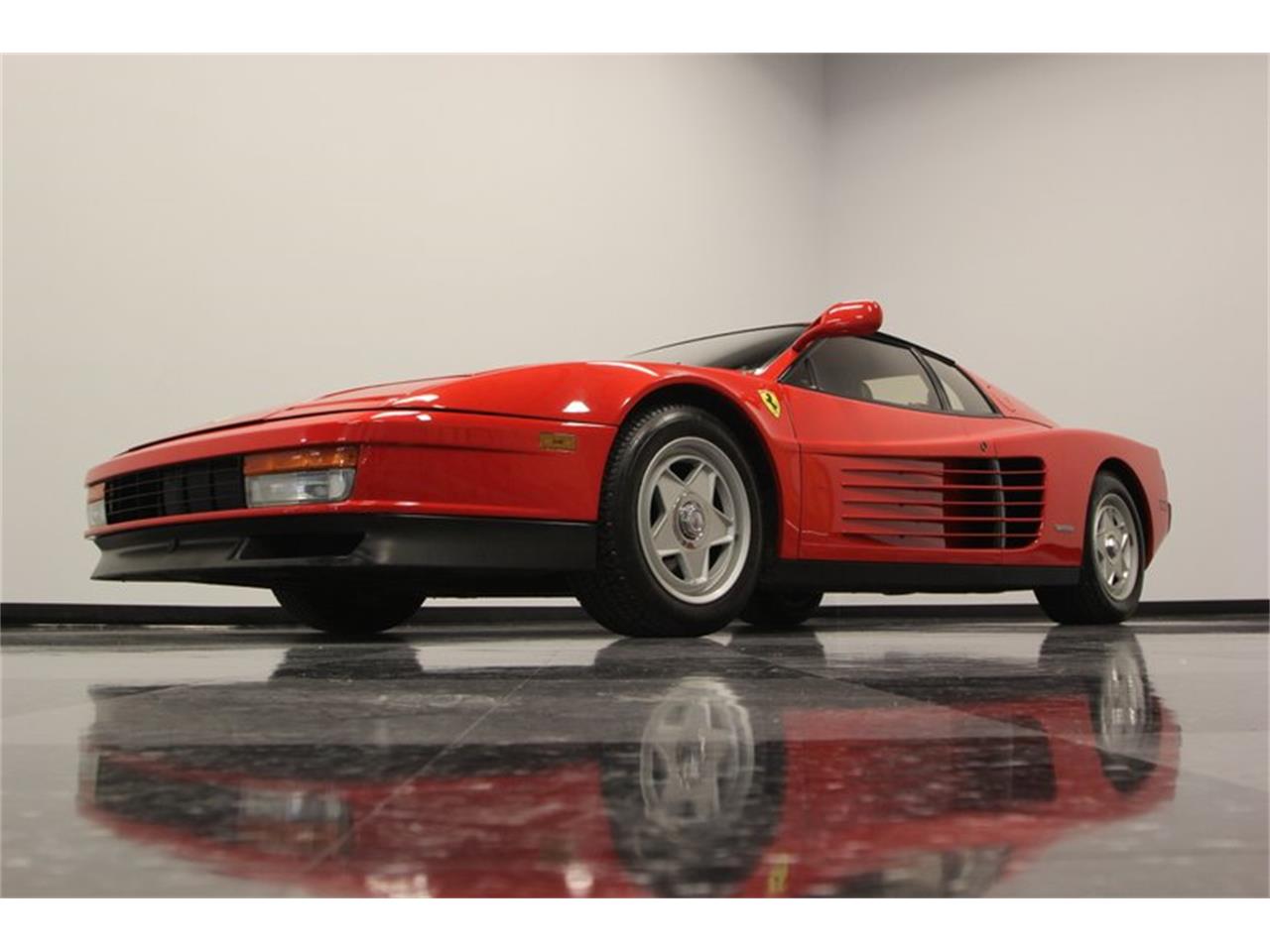 ferrari testarossa 1986