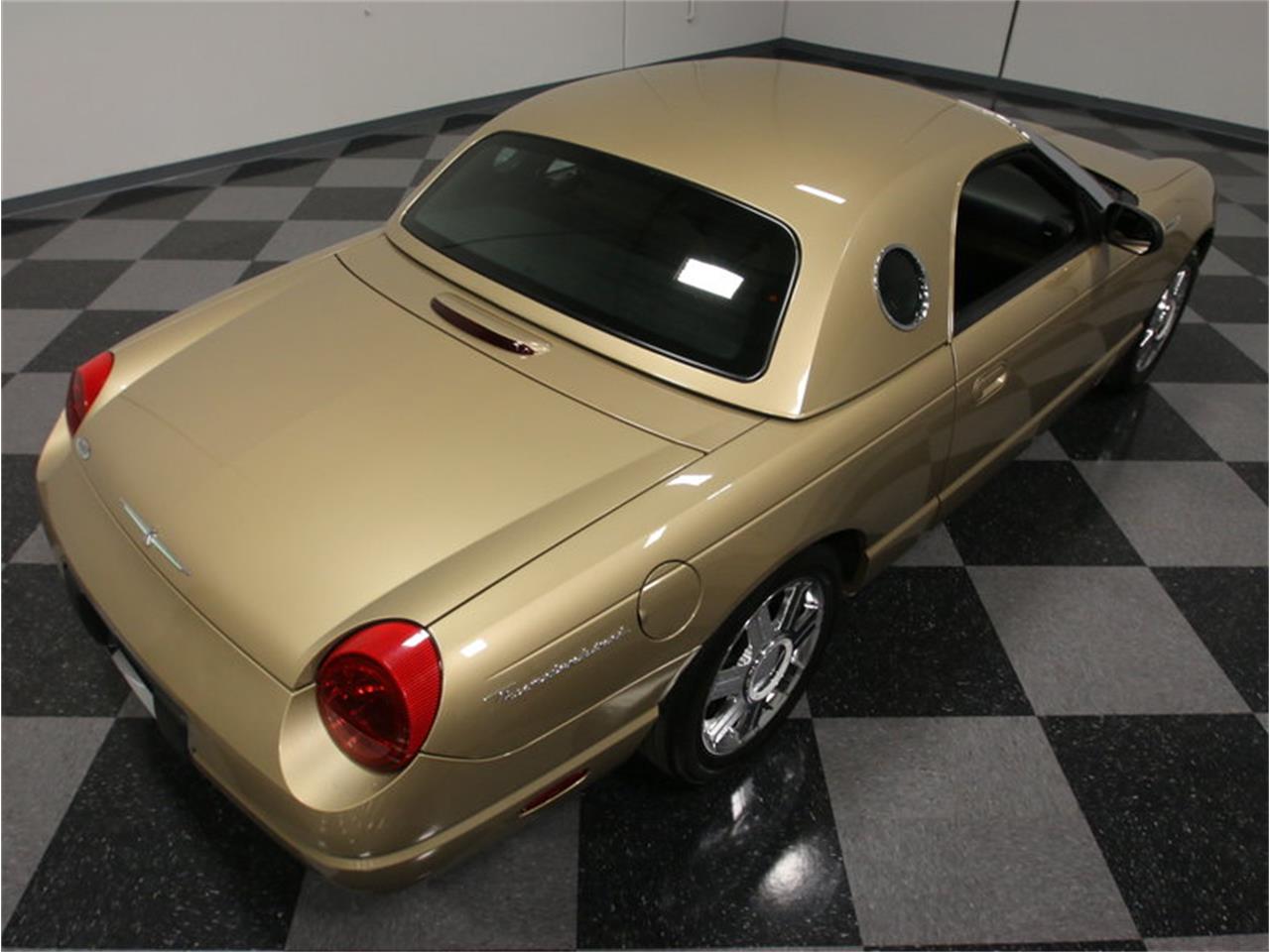 Ford thunderbird 2005