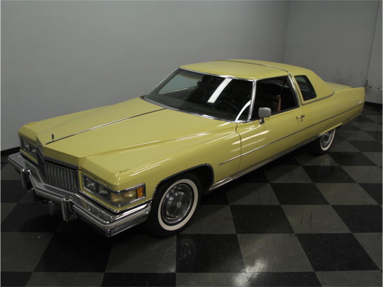 Cadillac coupe deville 1975