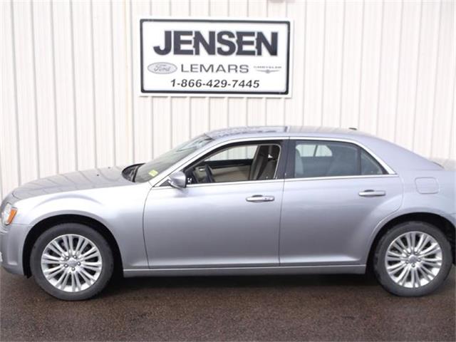 2014 Chrysler 300 base (CC-778928) for sale in Sioux City, Iowa