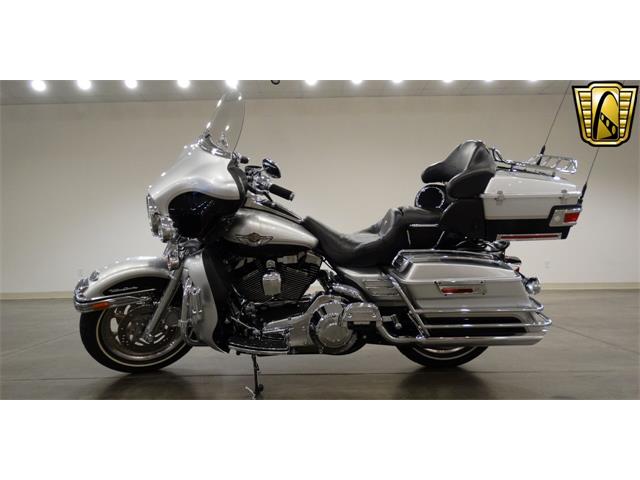 2003 Harley-Davidson FLHTCU (CC-780107) for sale in Fairmont City, Illinois