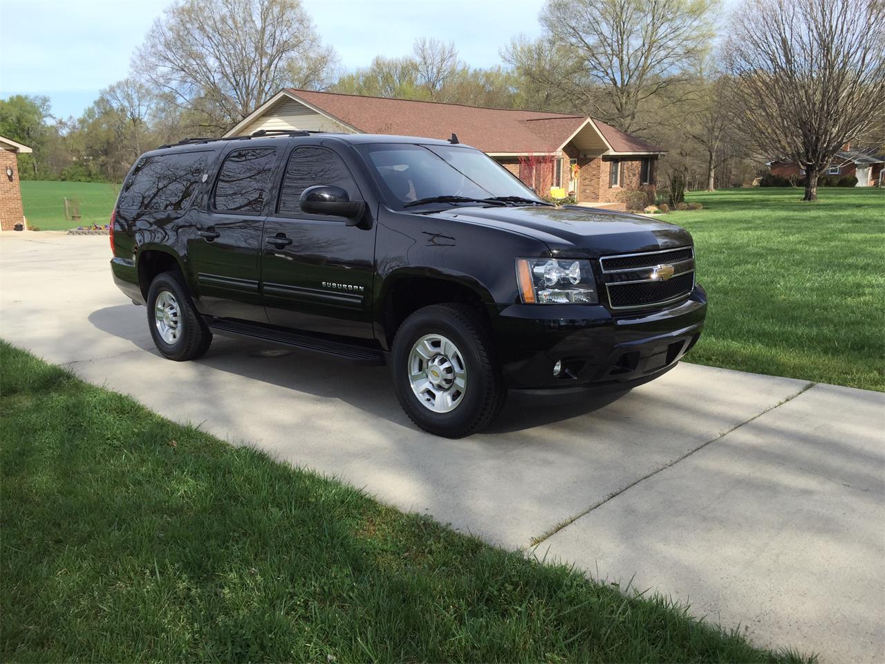 Chevrolet suburban 2500