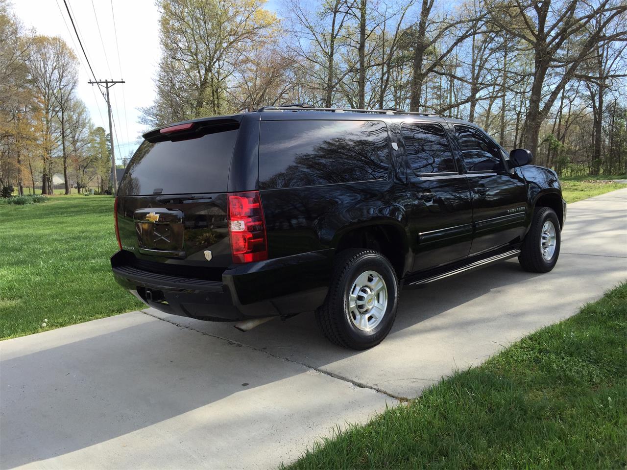 Chevrolet suburban 2500