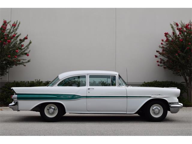 1957 Pontiac Chieftain (CC-792762) for sale in Omaha, Nebraska
