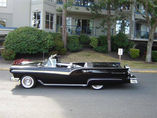 1957 Ford Fairlane 500 (CC-812726) for sale in Delta, British Columbia