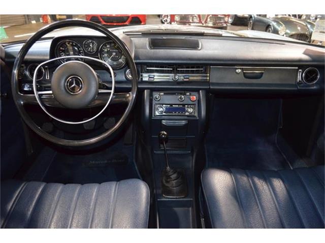 1970 Mercedes-Benz 220 (CC-822066) for sale in Huntington Station, New York