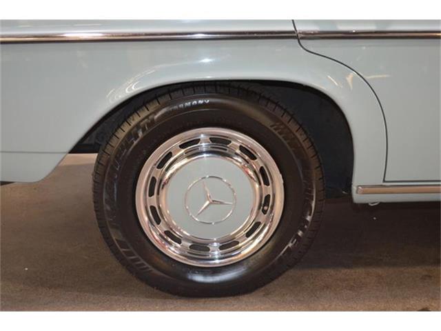 1970 Mercedes-Benz 220 (CC-822066) for sale in Huntington Station, New York