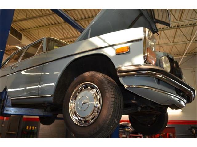 1970 Mercedes-Benz 220 (CC-822066) for sale in Huntington Station, New York