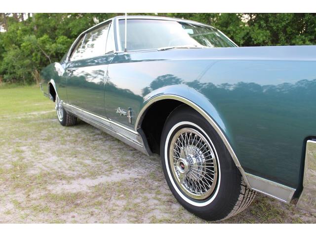 1965 Oldsmobile StarFire Coupe 425 (CC-822228) for sale in Orlando, Florida