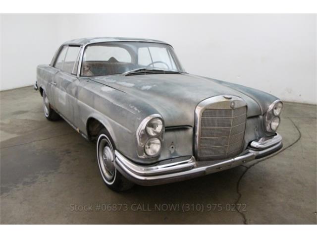 1967 Mercedes-Benz 250SE (CC-828025) for sale in Beverly Hills, California