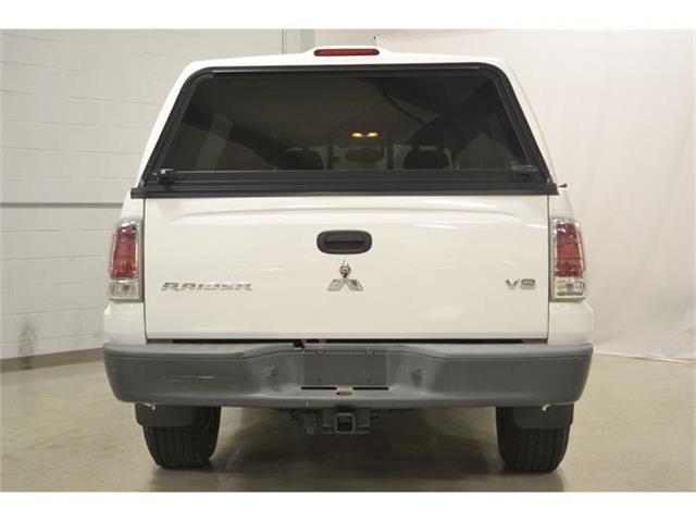 2006 Mitsubishi Raider (CC-828997) for sale in Whiteland, Indiana