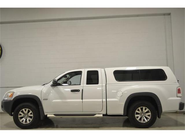2006 Mitsubishi Raider (CC-828997) for sale in Whiteland, Indiana