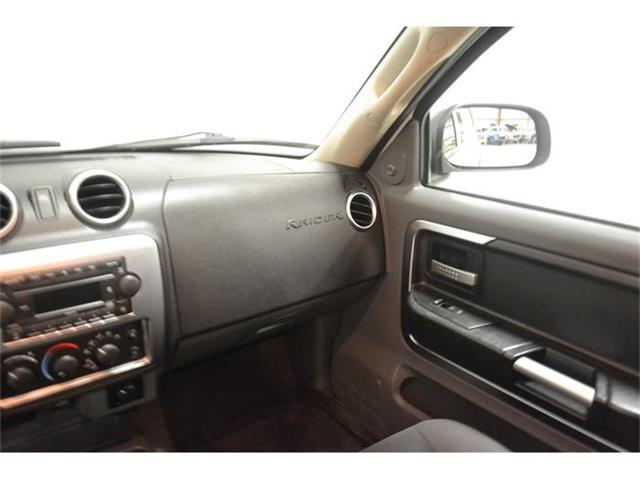 2006 Mitsubishi Raider (CC-828997) for sale in Whiteland, Indiana