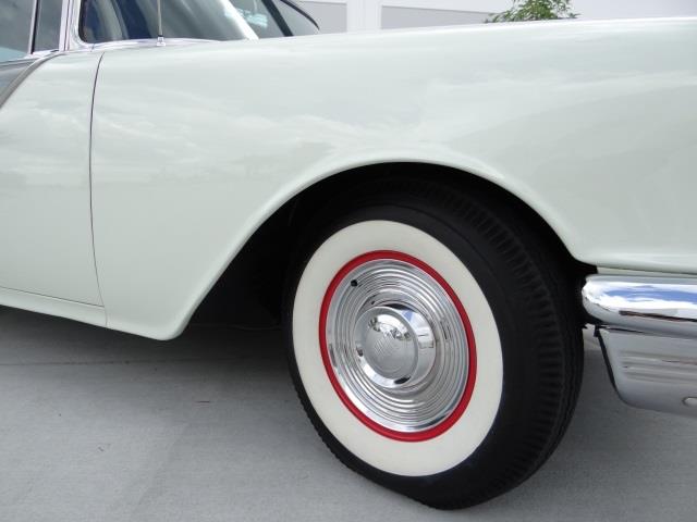 1955 Pontiac ChieftanCatalina Coupe 870 (CC-831381) for sale in Anaheim, California