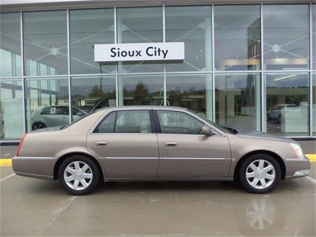 2006 Cadillac DTS (CC-834570) for sale in Sioux City, Iowa