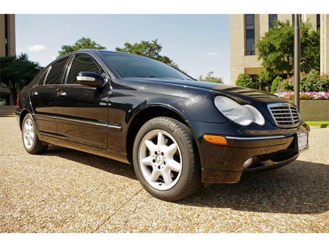 2002 Mercedes-Benz C-Class (CC-843942) for sale in Fort Worth, Texas