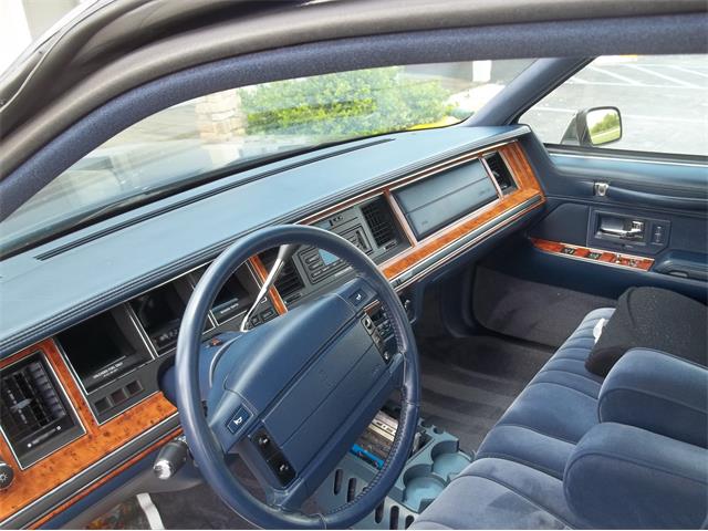 1994 Lincoln Town Car (CC-846428) for sale in STANFORD, Kentucky