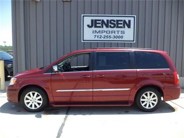 2011 Chrysler Town & Country (CC-857194) for sale in Sioux City, Iowa