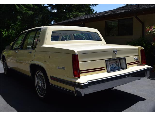 1988 Cadillac Sedan DeVille (CC-858950) for sale in Issaquah, Washington