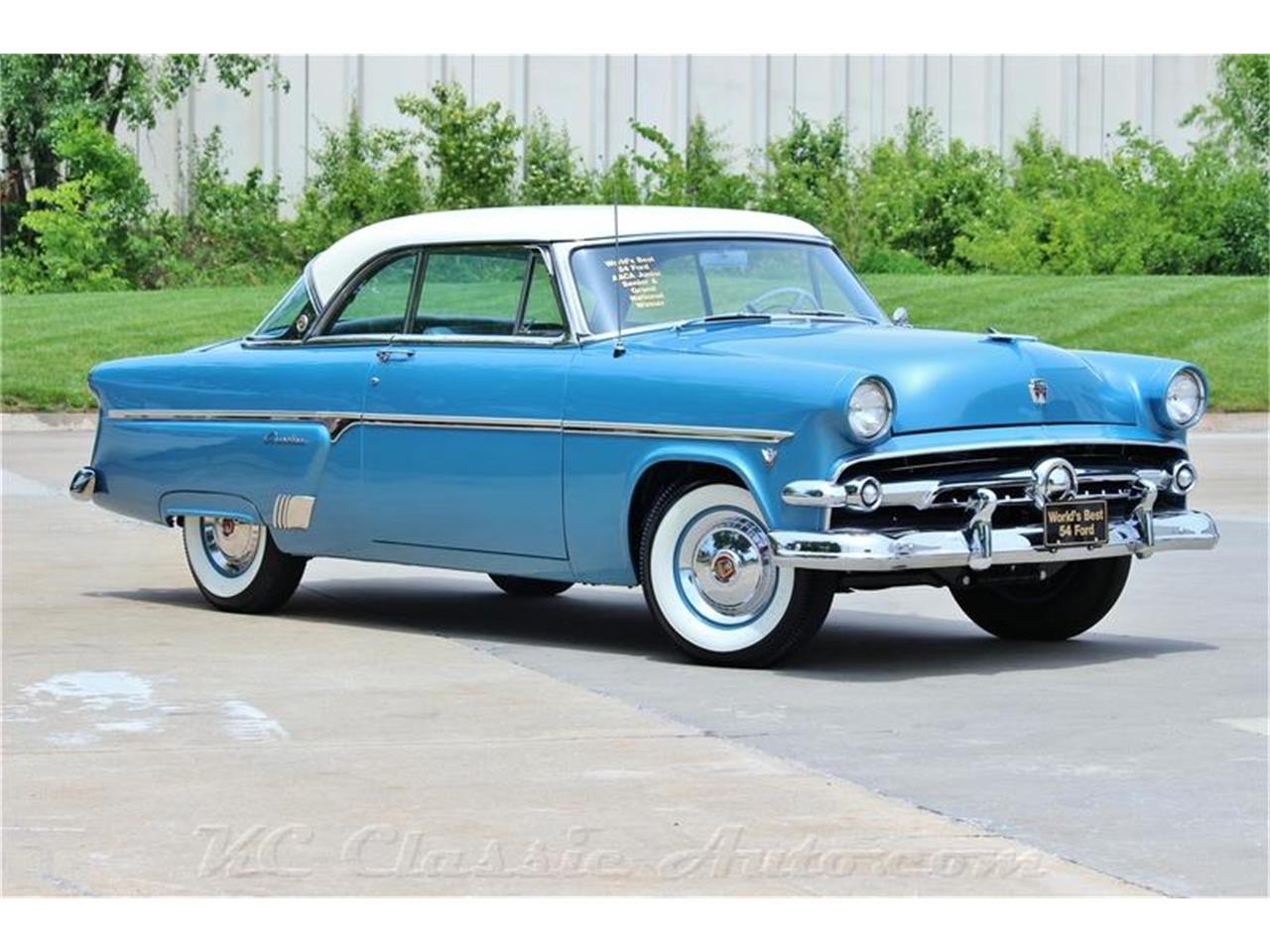 1954 Ford Crestline Victoria World Class Show Car for Sale ...