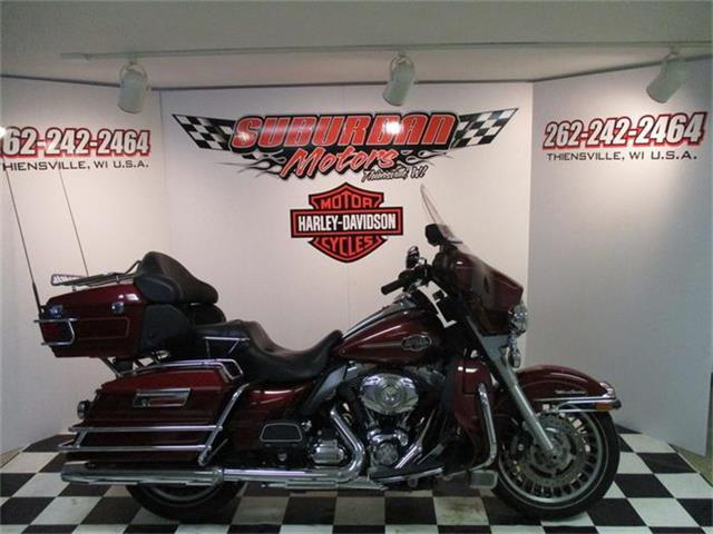 2015 Harley-Davidson FLHTCU (CC-865344) for sale in Thiensville, Wisconsin