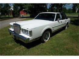 1987 Lincoln Town Car (CC-868370) for sale in Monroe, New Jersey