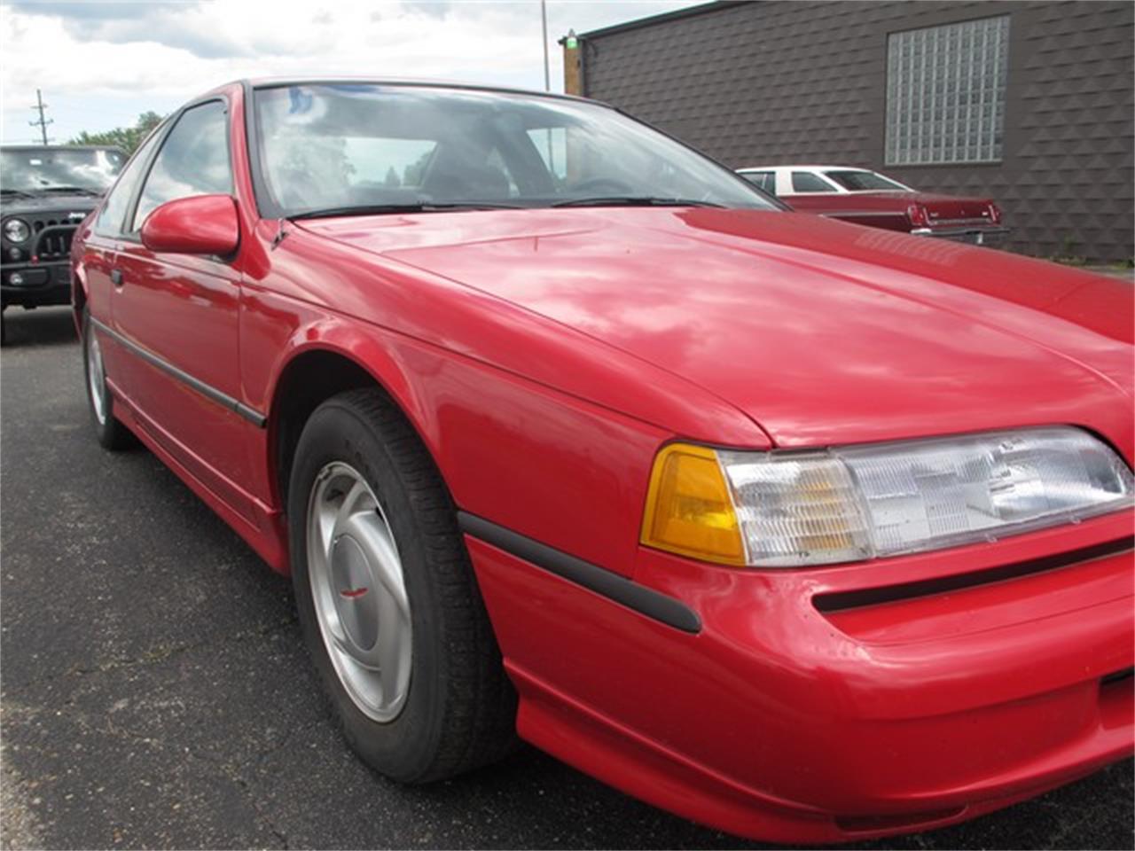 Ford thunderbird 1990