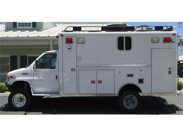 1999 Ford E-450 Custom RV 4X4 (CC-875454) for sale in Redlands, California