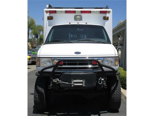 1999 Ford E-450 Custom RV 4X4 (CC-875454) for sale in Redlands, California