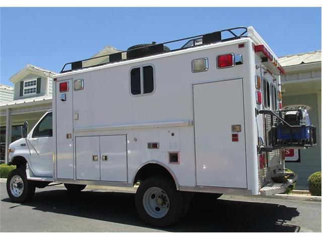 1999 Ford E-450 Custom RV 4X4 (CC-875454) for sale in Redlands, California