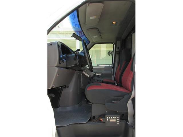 1999 Ford E-450 Custom RV 4X4 (CC-875454) for sale in Redlands, California