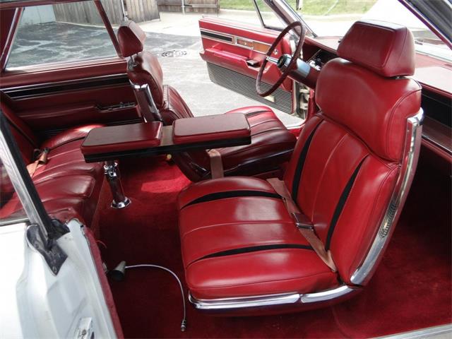 1967 Chrysler Imperial (CC-876614) for sale in Fairmont City, Illinois