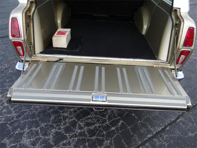 1971 International Harvester Travelall (CC-877050) for sale in Fairmont City, Illinois