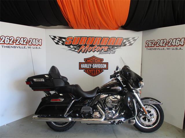 2015 Harley-Davidson® FLHTCU - Electra Glide® Ultra Classic® (CC-879210) for sale in Thiensville, Wisconsin
