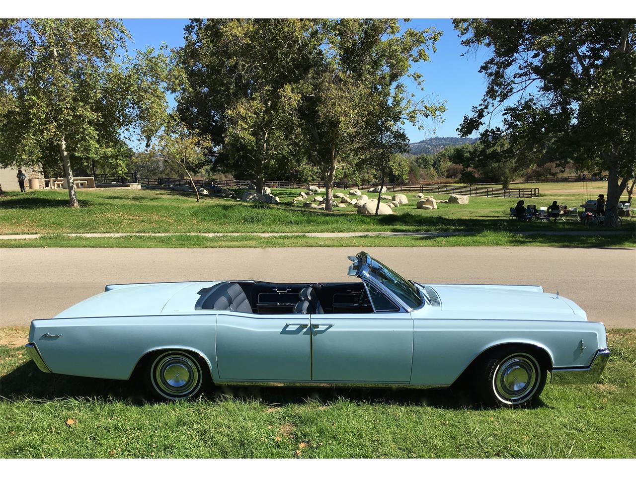 Lincoln continental 1966