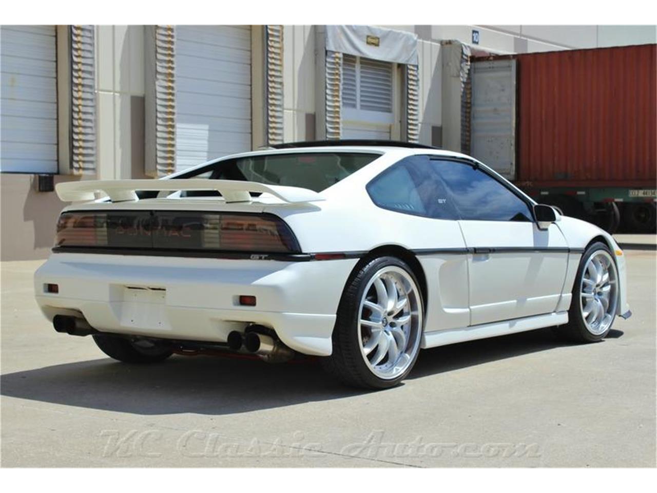 1986 Pontiac Fiero GT Custom Fastback 1G2PG9794GP274391