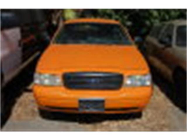 2003 Ford Crown Victoria (CC-883297) for sale in Northridge, California