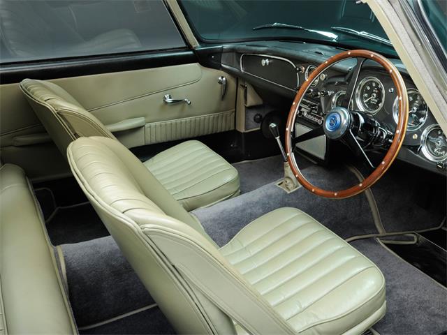 1961 Aston Martin DB4 Series 3 Factory Demonstrator (CC-880412) for sale in Maldon, Essex, 