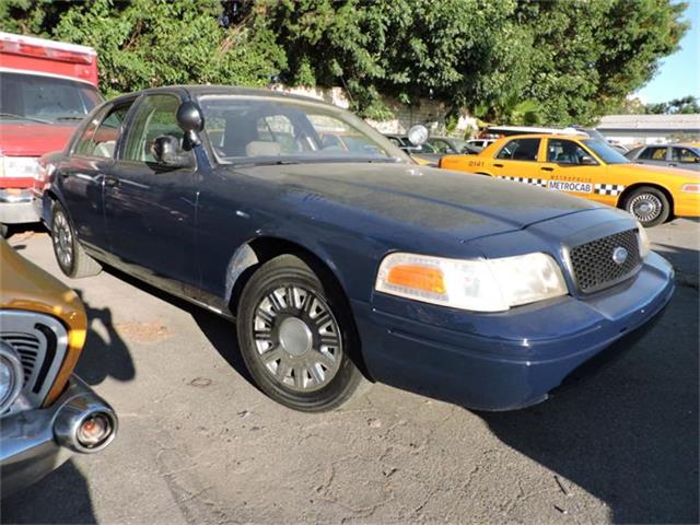 1998 Ford Crown Victoria (CC-884858) for sale in Northridge, California