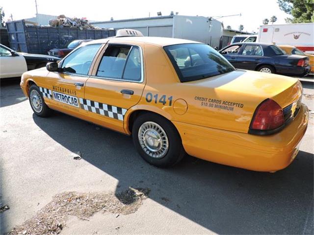 1998 Ford Crown Victoria (CC-884868) for sale in Northridge, California