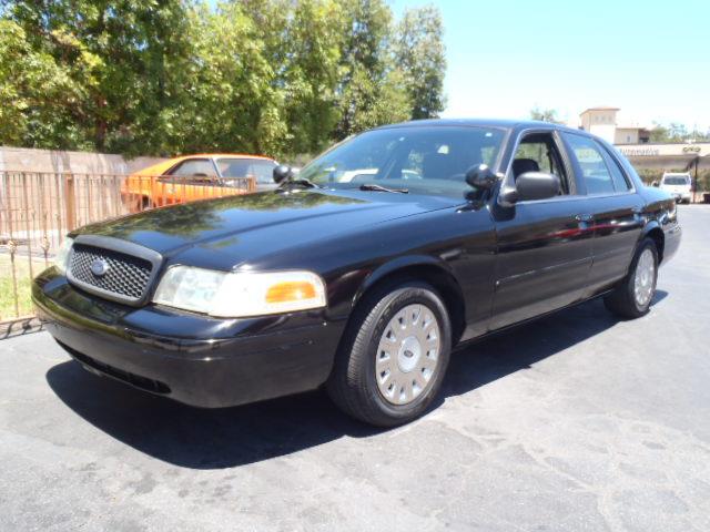 2005 Ford Crown Victoria (CC-887062) for sale in Thousand Oaks, California