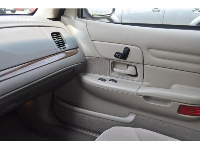 2001 Ford Crown Victoria (CC-887445) for sale in Milford, New Hampshire