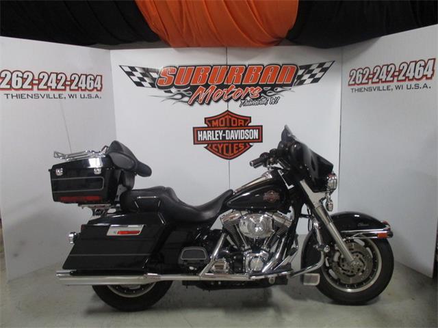 2004 Harley-Davidson® FLHTC-I (CC-887821) for sale in Thiensville, Wisconsin
