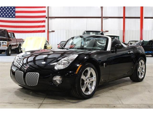 2006 Pontiac Solstice (CC-888878) for sale in Kentwood, Michigan