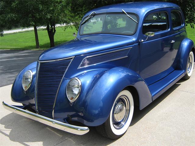 1937 Ford Humpback (CC-889457) for sale in iowa city, Iowa