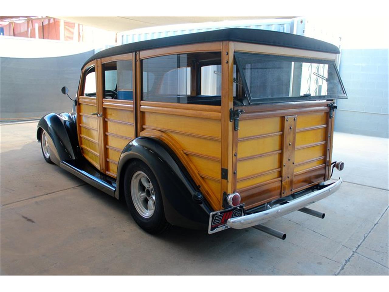 1937 Ford Deluxe Woody Wagon for Sale