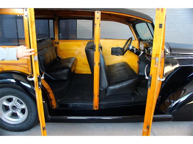 1937 Ford Deluxe Woody Wagon (CC-889584) for sale in Phoenix, Arizona