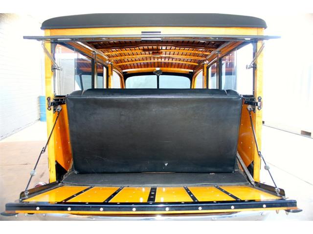 1937 Ford Deluxe Woody Wagon (CC-889584) for sale in Phoenix, Arizona