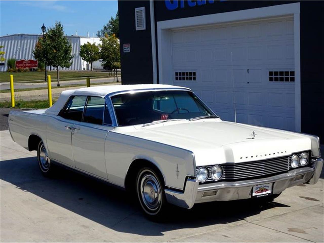 Lincoln continental 1966