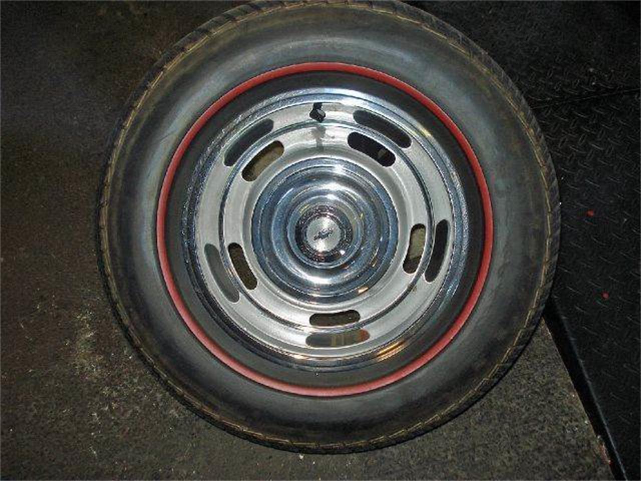Red Rallies Rims 1900 Chevrolet RALLYS/ red line radials chevrolet RALLYS with RED LINE ...